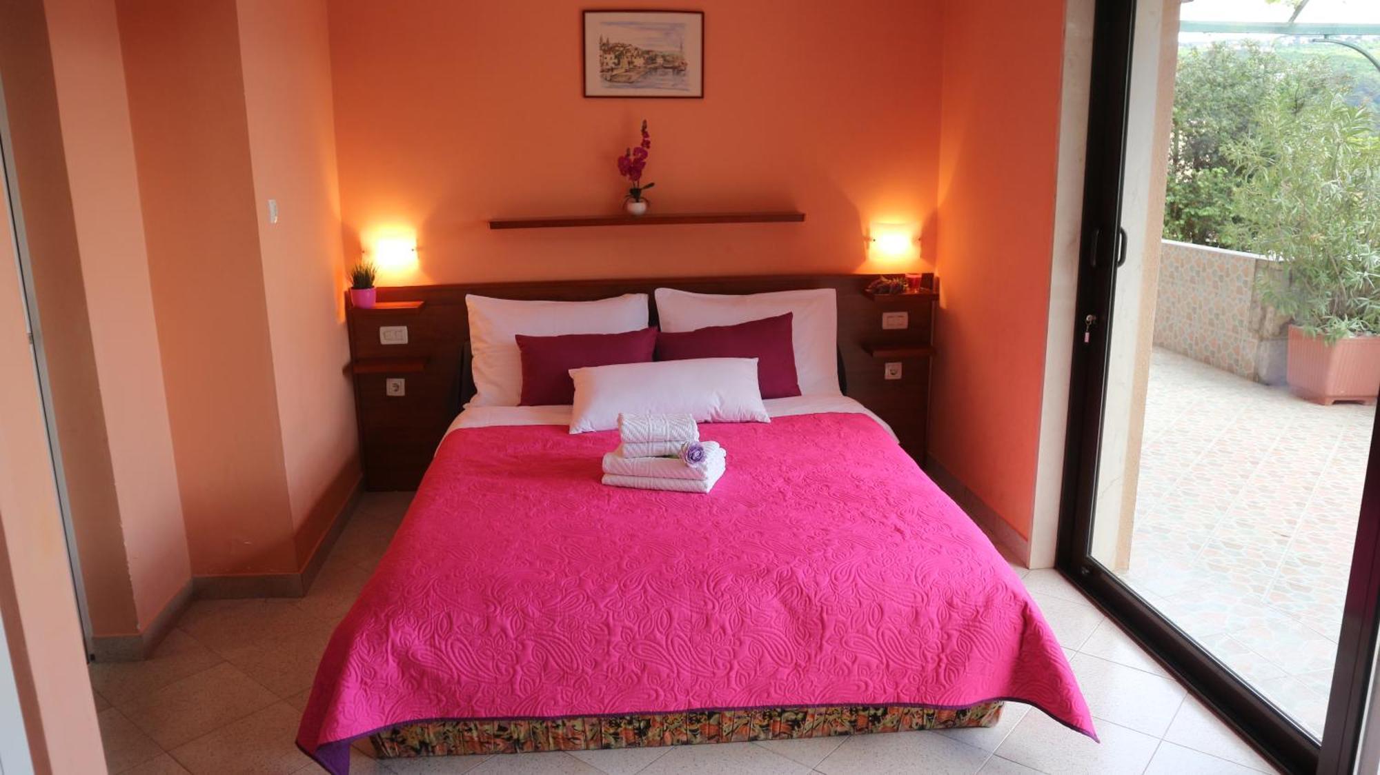 Apartments Komel Opatija Kamer foto