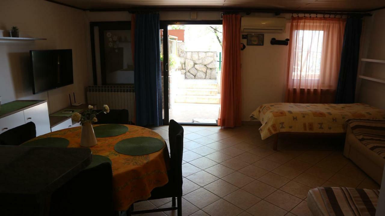 Apartments Komel Opatija Buitenkant foto